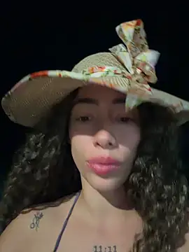 roxyrougee's Live XXX Chat