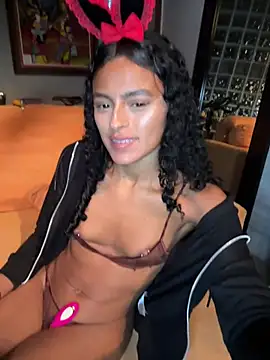 Latinamixn Live XXX chat