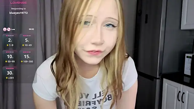 دردشة EvaaAnderson الجنسية المباشرة