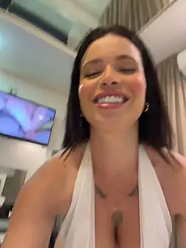 Chat +18 de Rafaellaz ao vivo