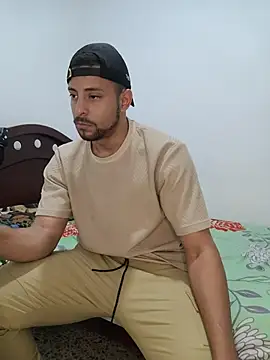 XXX chat uživo modela Cris_LaCobra_