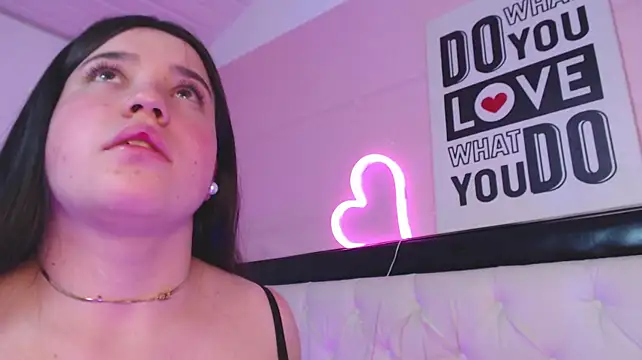 Julieth_Caandy 라이브 XXX 채팅