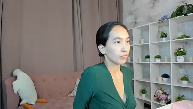 Czat XXX na żywo – FlirtyAura