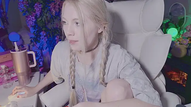 Talulaa live XXX chat