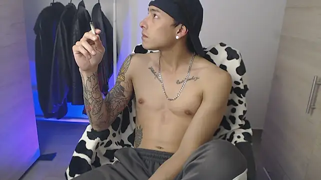 Онлайн чат XXX chomelo6