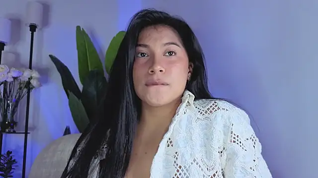 XXX chat uživo modela LinnaGardenia
