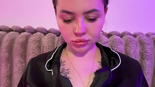 AlmaryKim's Live XXX Chat