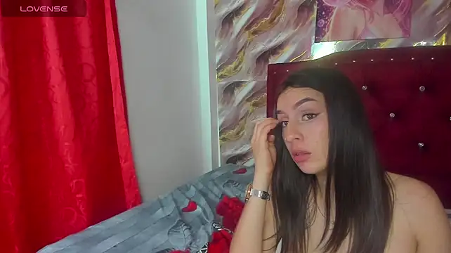 Miis_Beella's Live XXX Chat