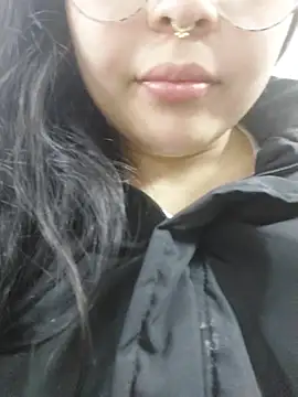 Elinaax's Live XXX Chat