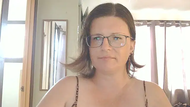 Chatroom XXX en direct de Domina_Tasselina_Goddess