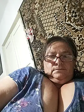 MilaCold5443's Live XXX Chat