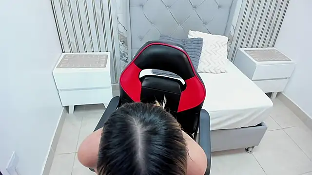 MELANIE_VEGA Chat XXX live