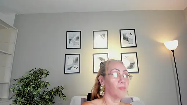 Victoria_Firee's Live XXX Chat