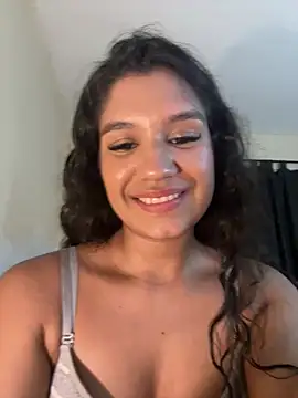 Veronica_M 라이브 XXX 채팅