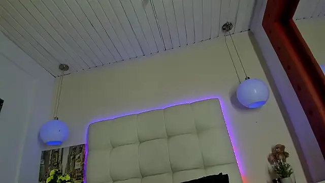 Jamexxx1_'s Live XXX Chat
