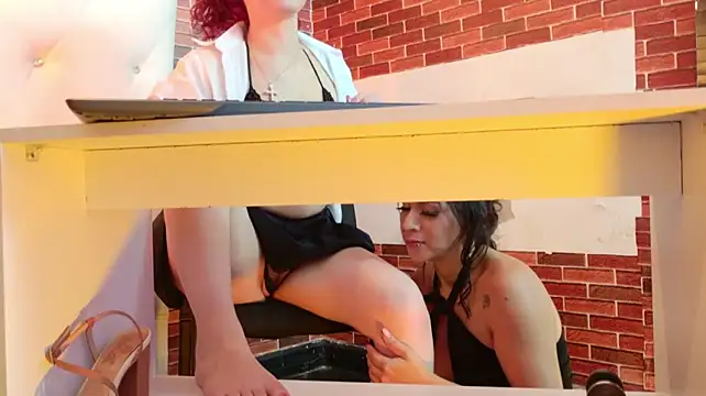 online_sexxx's Live XXX Chat