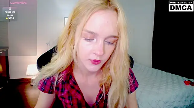 Aliceglass__'s Live XXX Chat