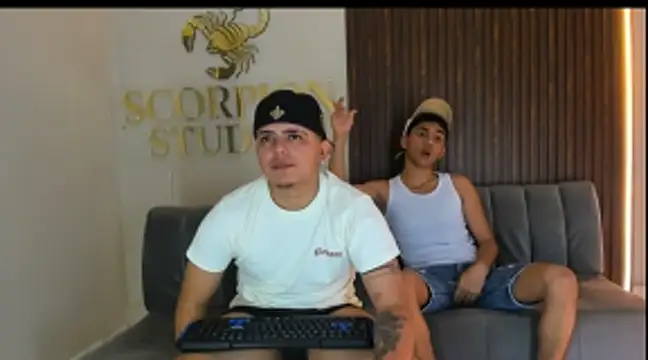 Živý XXX chat Charlie_Scorpion