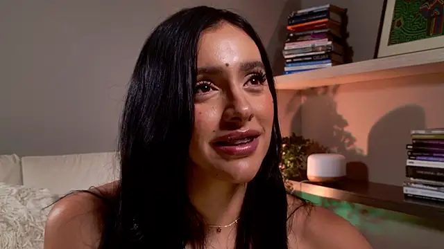 Milana_De Obrolan Langsung XXX