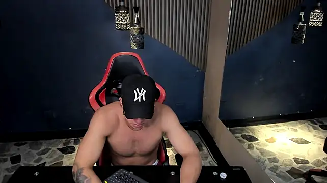 Chat XXX Live Axxel_Muscle