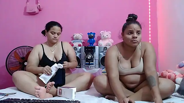 brunnette_hot webcam show