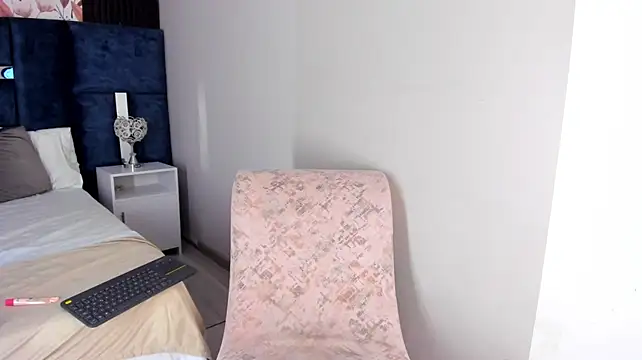LolaGray__'s Live XXX Chat