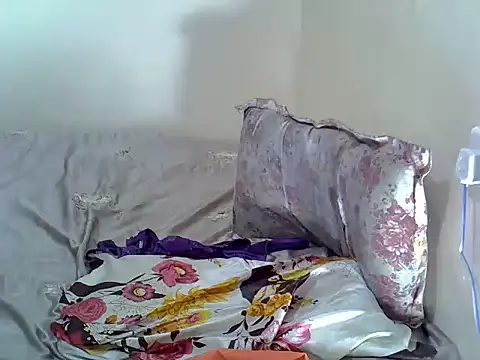 Jellyass21's Live XXX Chat