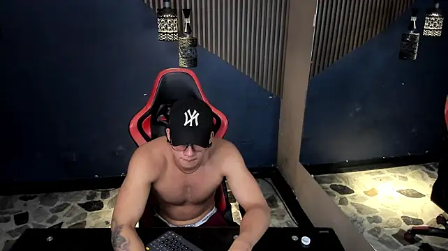 Chat XXX en directo de Axxel_Muscle