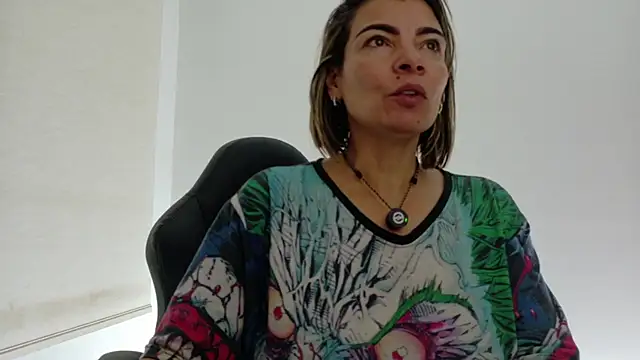 charlotedoll élő XXX-chatje