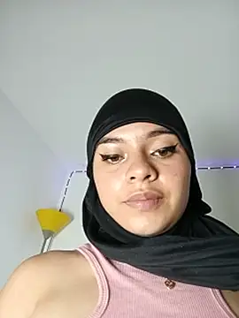 Samira_1's Live XXX Chat