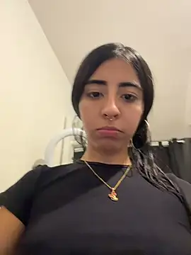 Mirandaa_Rogers Live XXX-Chat