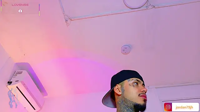 Chat +18 de JordanSmiith_ ao vivo