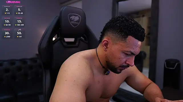 LoganMartinX 现场XXX聊天