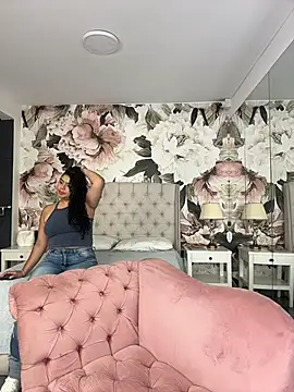 Chat +18 de april_keith4 ao vivo