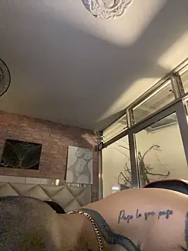 AlphaMasterXxx Live XXX-chat