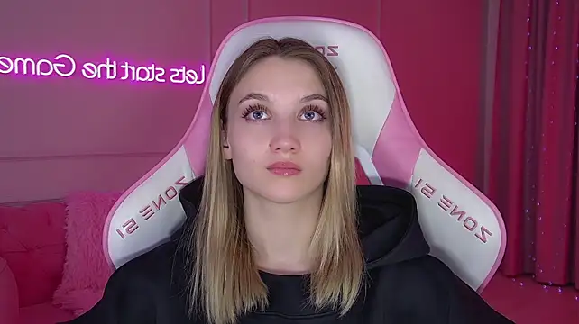 Онлайн чат XXX StacyEvances