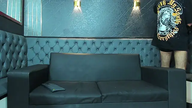 XXX chat uživo modela Andres_Bless
