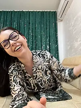 KaylaLewyss' Live XXX Chat