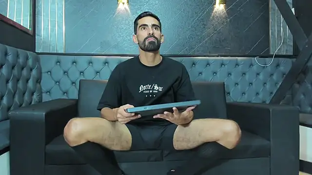 Chat XXX ao vivo de Andres_Bless