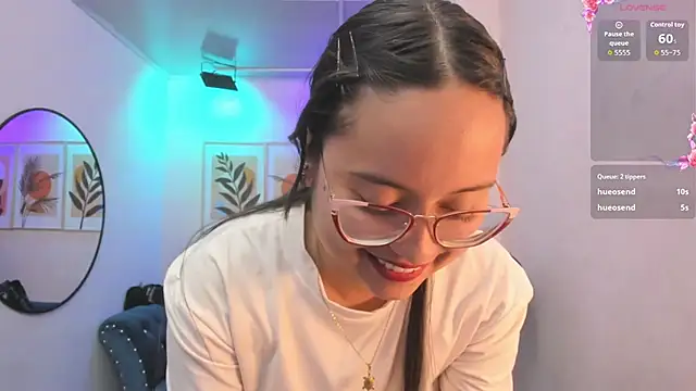 Shady_bug's Live XXX Chat