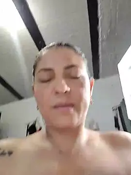 Mia_rossetty: απευθείας συνομιλία ΧΧΧ