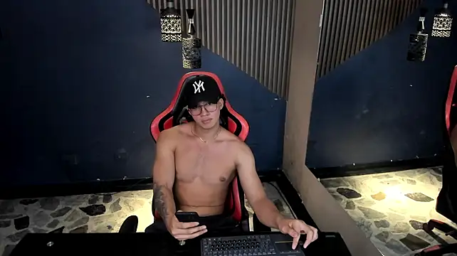 Axxel_Muscle – Live XXX-chat