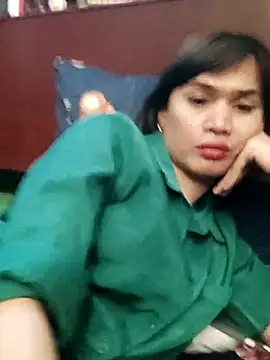 QueenSoreal 现场XXX聊天