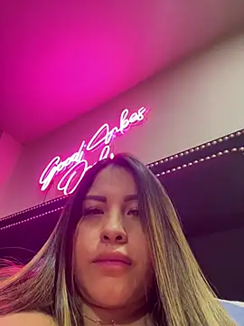 sexyyykloee's Live XXX Chat