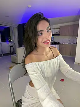 ZaraLuuv Live XXX-Chat