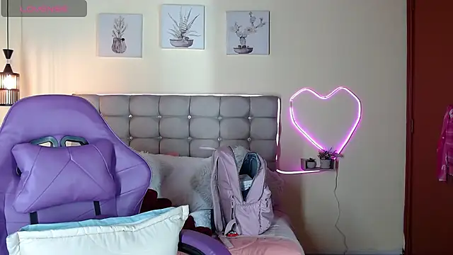 _naomi_s' Live XXX Chat