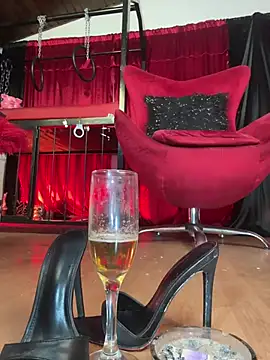MistressAndre Live XXX Chat