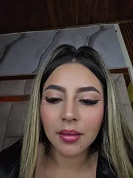 CelesteBlaze_'s Live XXX Chat