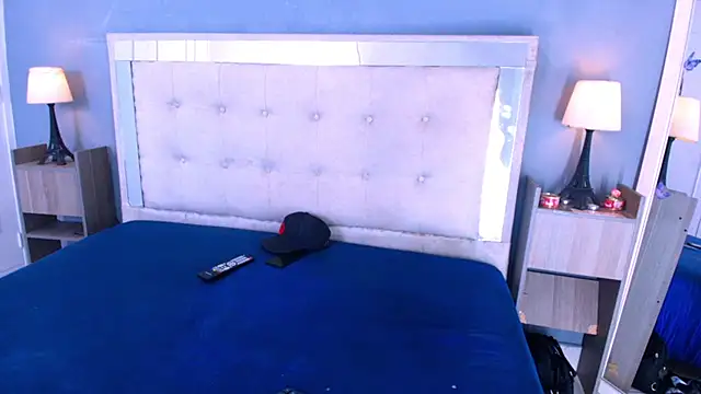 XXX chat uživo modela _Thiago12