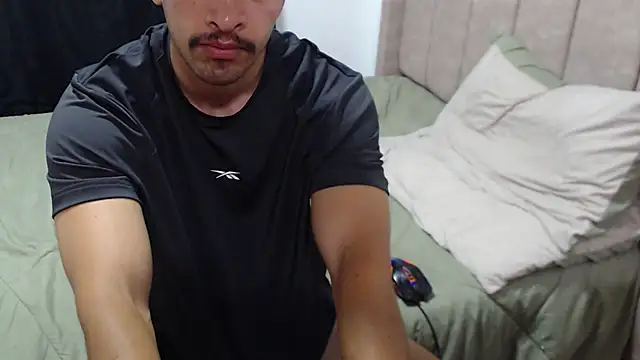Chatroom XXX en direct de darekgates